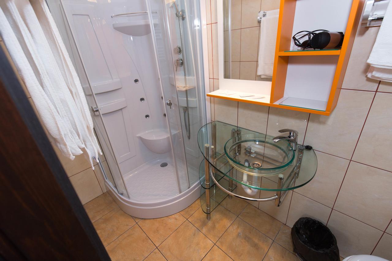 Pension Varadia Oradea Exterior foto